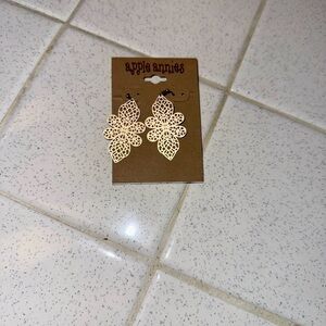 Gold Filigree Earrings